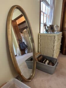 Vintage-Oval-Giltwood-Mirror-second-image
