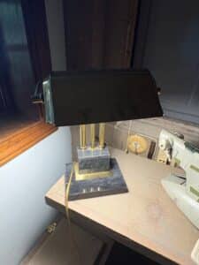 Vintage-Robert-Sonneman-Style-Bankers-Desk-Lamp-with-Marble-Base-second-image