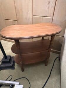 Vintage-Three-Tiered-Kidney-Shaped-Side-Table-with-Turned-Legs