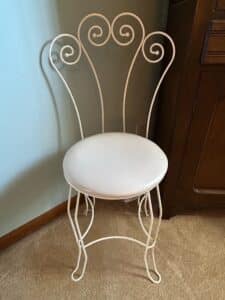 Vintage-White-Wrought-Iron-Ice-Cream-Parlor-Vanity-Stool