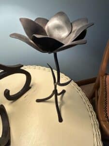 Wrought-Iron-Tulip-Candle-Holder