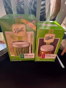 Ball-Canning-Jar-Accessories-Lids-with-Bands-Plastic-Storage-Caps