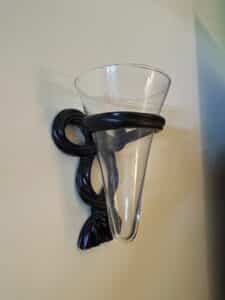 Black-Metal-Ribbon-Style-Wall-Mounted-Glass-Vase-second-image