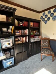 Black-Tall-Bookcase-with-Doors-and-Shelves