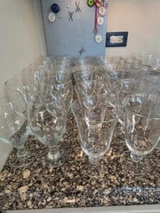 Clear-Glass-Stemmed-Water-Goblets-Set-of
