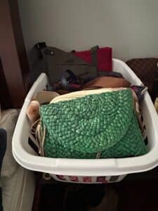 Green-Woven-Straw-Clutch-with-Chain-Strap-Shiraleah