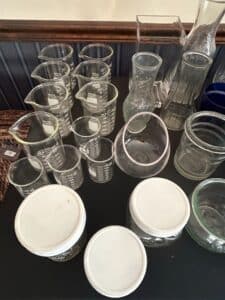 Mixed-Lot-of-Vintage-Laboratory-Canning-and-Decorative-Glassware-fifth-image