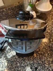 Oster-Belgian-Waffle-Maker-Model-CKSTWF