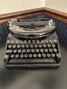 Remington-Noiseless-Portable-Typewriter