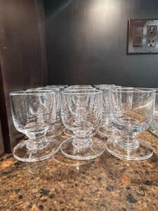 Vintage-Clear-Glass-Footed-Dessert-Bowls