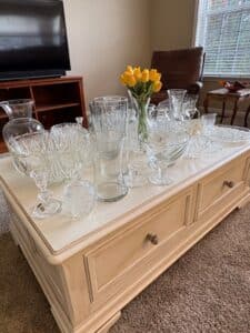 Assorted-Vintage-and-Contemporary-Glassware-Collection-third-image