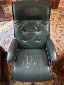 Avantglide-Leather-Recliner-and-Ottoman-third-image