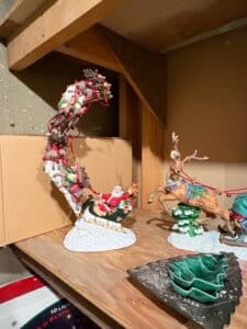 Bronners-Light-Revolving-Santa-Sleigh-with-Reindeer-1