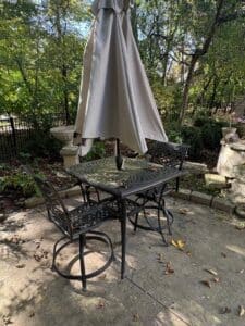 Cast-Aluminum-Patio-Bistro-Set-with-Umbrella