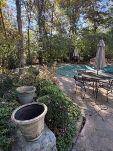 Cast-Stone-Garden-Urn-Planters