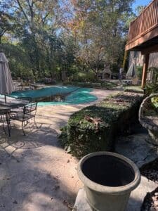 Cast-Stone-Garden-Urn-Planters-second-image