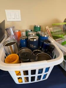 Collection-of-Insulated-Tumblers-and-Kitchenware-third-image