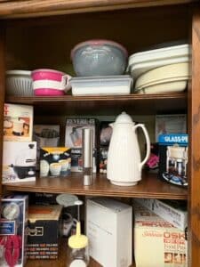 Collection-of-Vintage-Kitchenware-and-Household-Appliances-second-image-1