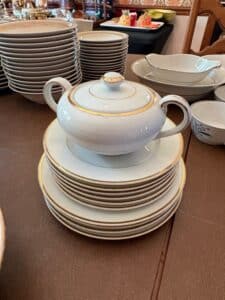 Cordon-Bleu-Chateau-Fine-China-Set-1
