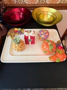 Cumberland-Designs-Seasonal-Figural-Serving-Set-1