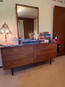 Dixie-Furniture-Mid-Century-Modern-Dresser-with-Mirror-1