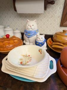 Estate-Kitchen-Assortment-Milk-Glass-Ceramic-Canisters-and-Decorative-Tableware-third-image-1