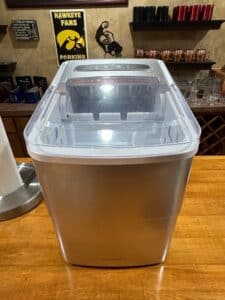 Insignia-Portable-Ice-Maker