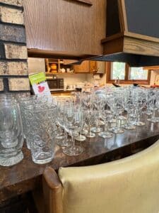 Large-Collection-of-Vintage-Cristal-dArques-Durand-Longchamp-Crystal-Stemware-and-Glassware-second-image