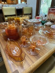 Libbey-Apollo-Tawny-Tumbler-Set-and-Vintage-Amber-Glassware-Collection-third-image