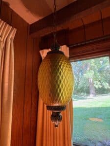 Mid-Century-Modern-Diamond-Pattern-Amber-Glass-Pendant-Light
