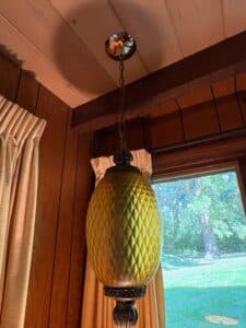 Mid-Century-Modern-Diamond-Pattern-Amber-Glass-Pendant-Light-second-image