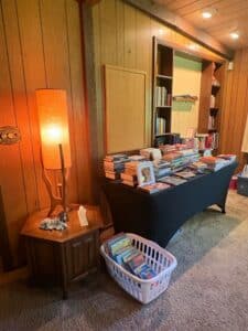 Mid-Century-Modern-Oak-Entertainment-Wall-Unit-second-image