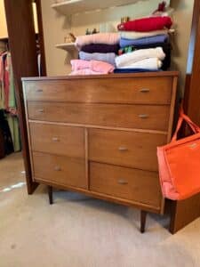 Mid-Century-Modern-Walnut-Bedroom-Suite-fourth-image