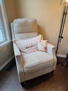 Modern-Upholstered-Push-Back-Recliner