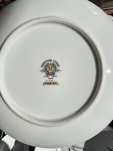 Noritake-Bambina-China-Dinnerware-Set-second-image