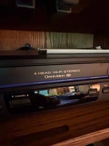 Panasonic-Omnivision-Head-Hi-Fi-Stereo-VCR-third-image