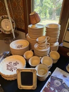 Pfaltzgraff-Village-Stoneware-Collection-fourth-image