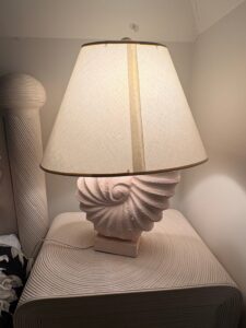 Postmodern-Nautilus-Shell-Table-Lamp