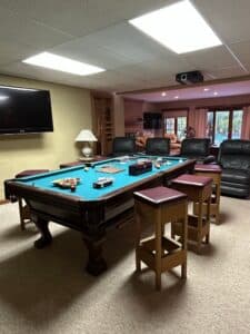 Professional-Grade-Slate-Pool-Table-with-Stools