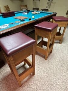 Set-of-Three-Oak-Bar-Stools-second-image