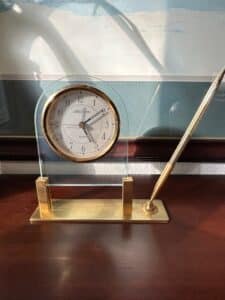 Seth-Thomas-Quartz-Desk-Clock-with-Pen-Holder