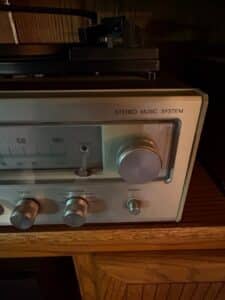 Symphonic-Stereo-Music-System-with-Track-and-Cassette-third-image