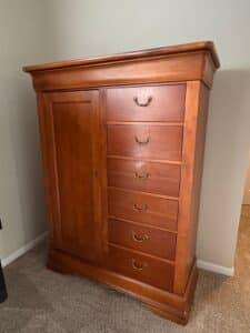 Traditional-Cherry-Finish-Bedroom-Set-fifth-image