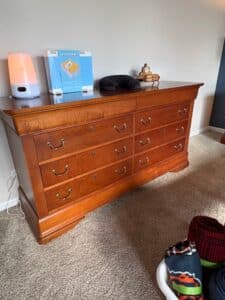 Traditional-Cherry-Finish-Bedroom-Set-second-image