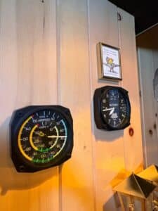 Trintec-Aviation-Instrument-Wall-Clocks-fifth-image