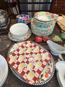 Villeroy-Boch-French-Garden-Dinnerware-and-Mixed-Kitchenware-Lot-second-image