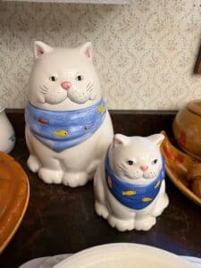 Vintage-Coco-Dowley-Cat-Cookie-Jar-and-Matching-Canister