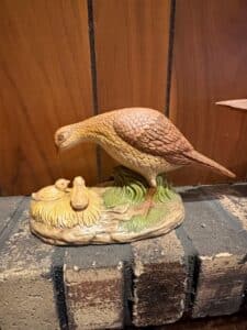 Vintage-Mid-Century-Ceramic-and-Wood-Wildlife-Figurine-Assortment-fifth-image