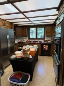 Vintage-Mid-Century-Estate-Kitchen-Collection-third-image