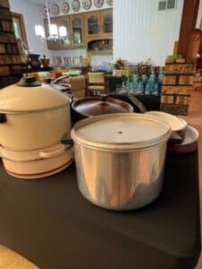 Vintage-West-Bend-Kitchen-Craft-Cookware-Collection